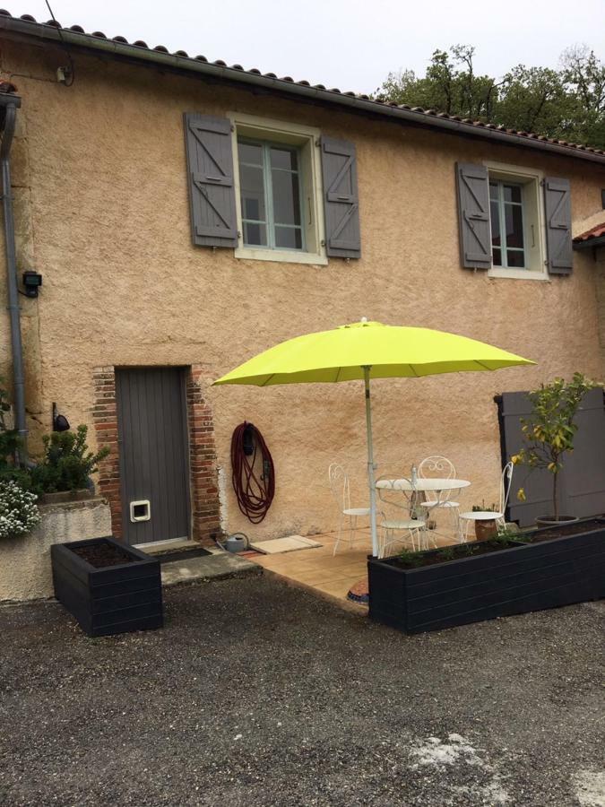 Gite Au Marron 塞桑 外观 照片